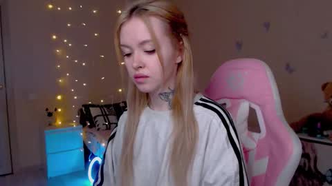 Mable online show from March 21, 2026, 1:32 am