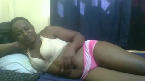 Snapshot of naughty_slender2 chatting on May 6, 2026, 12:32 pm jn online show from May 6, 2026, 12:32 pm