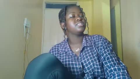 Snapshot of naughty_sluttygal chatting on October 5, 2025, 3:54 pm Lydiah online show from October 5, 2025, 3:54 pm