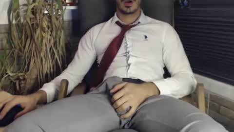 naughty pervert masterboy online show from March 7, 2025, 6:43 pm