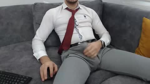 naughty pervert masterboy online show from February 5, 2026, 12:10 pm