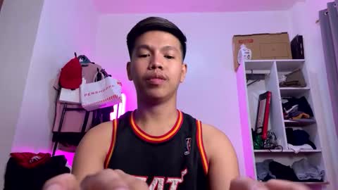 Arch online show from October 12, 2025, 4:50 pm