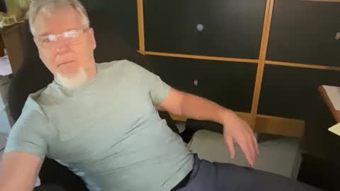 naughtydaddyla online show from November 8, 2025, 5:56 pm