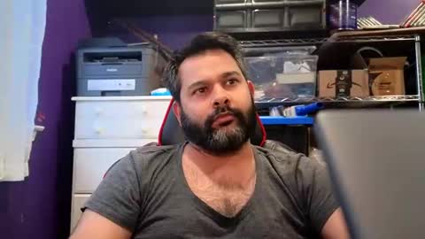 sakhtlaundaz online show from November 10, 2025, 12:48 pm