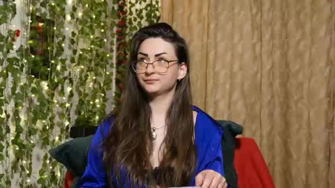Snapshot of naughtyhomemade17 chatting on May 3, 2026, 6:25 pm Mya Alexya online show from May 3, 2026, 6:25 pm