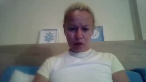 Snapshot of naughtyjennyblondeuk chatting on April 30, 2026, 8:57 pm naughtyjennyblondeuk online show from April 30, 2026, 8:57 pm