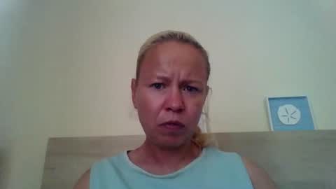 Snapshot of naughtyjennyblondeuk chatting on May 13, 2026, 3:53 pm naughtyjennyblondeuk online show from May 13, 2026, 3:53 pm