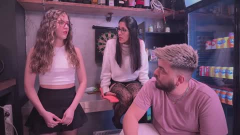 ANDREA STEPH  MIKE online show from January 31, 2025, 6:47 pm