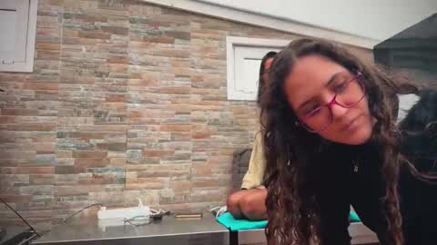 ANDREA STEPH  MIKE online show from December 22, 2025, 10:56 am