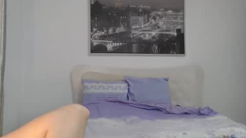 Snapshot of naughtymom666 chatting on October 12, 2025, 3:33 pm NaughtyMom online show from October 12, 2025, 3:33 pm