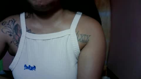 naughtymom_33 online show from January 9, 2026, 4:54 pm