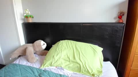 Gigi Chu  online show from May 26, 2026, 10:22 am