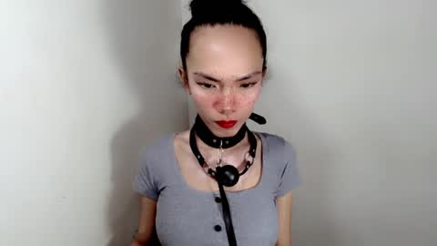 naughtypetiteangel online show from October 27, 2025, 9:13 am