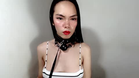 naughtypetiteangel online show from January 18, 2026, 7:23 am