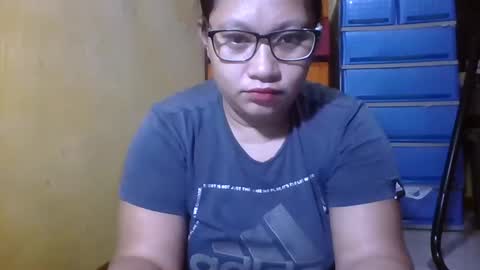Snapshot of naughtypinay08 chatting on October 24, 2025, 8:16 pm juls online show from October 24, 2025, 8:16 pm