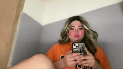 Rose Wilson online show from November 5, 2025, 5:02 pm