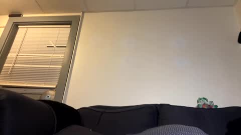 Snapshot of naughtysub023 chatting on January 29, 2025, 8:18 am naughtysub023 online show from January 29, 2025, 8:18 am