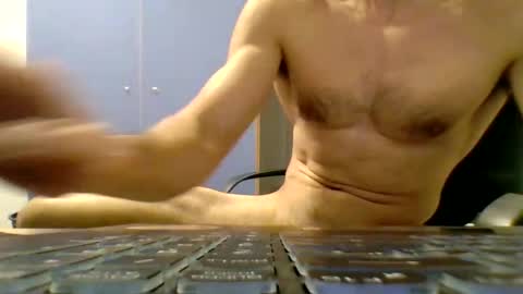 Volk online show from May 8, 2026, 9:31 pm