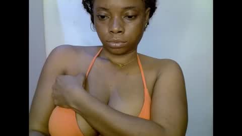 naughtyxcuntx online show from October 3, 2025, 6:38 pm