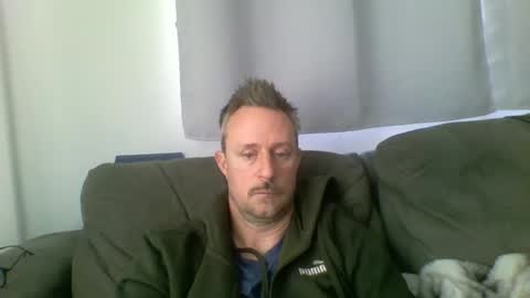 nawtydom1977 online show from November 19, 2025, 6:08 pm