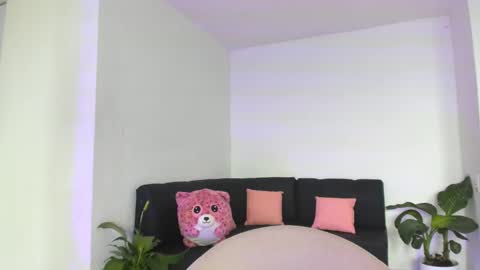 Nayah Williams  - OnlyFans  online show from December 16, 2024, 2:49 pm