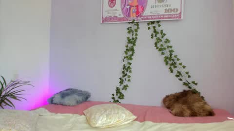 Nayah Williams  - OnlyFans  online show from February 26, 2025, 5:07 pm