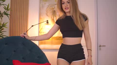 Naya online show from March 2, 2026, 8:04 pm