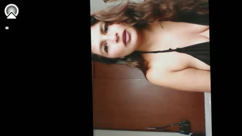 NayaraD online show from April 8, 2026, 1:44 pm