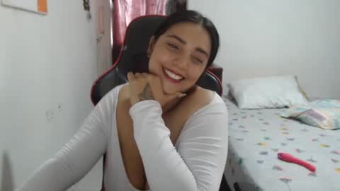 Snapshot of nebyula_star chatting on February 13, 2025, 9:38 pm Nebyula online show from February 13, 2025, 9:38 pm