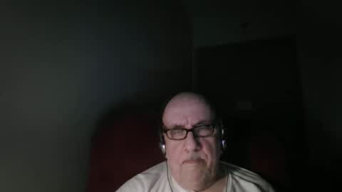 Snapshot of needlesslove chatting on May 22, 2026, 1:46 am Tom online show from May 22, 2026, 1:46 am