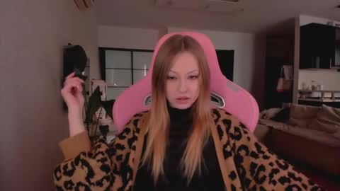 m a r i a online show from February 12, 2025, 1:59 pm