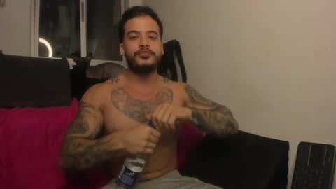 Nei turn green online show from February 9, 2025, 6:05 pm