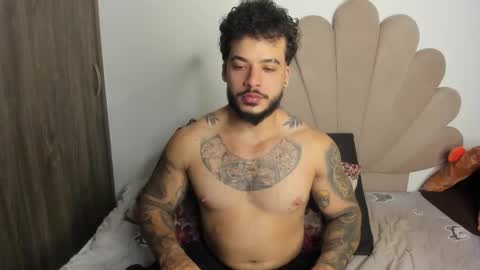 Nei turn green online show from February 10, 2026, 11:42 pm