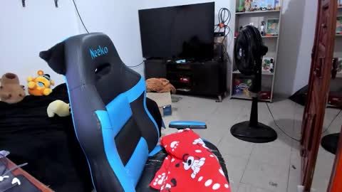 Geek Nicole    im Neeko UwU online show from March 15, 2026, 1:44 am