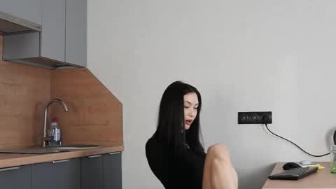 Kemi  online show from February 15, 2026, 4:53 am