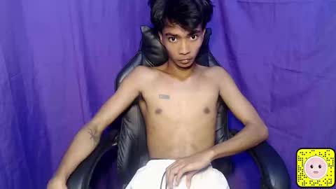 neil_asian69 online show from January 18, 2026, 7:56 am