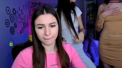 Meow online show from November 7, 2025, 10:59 am