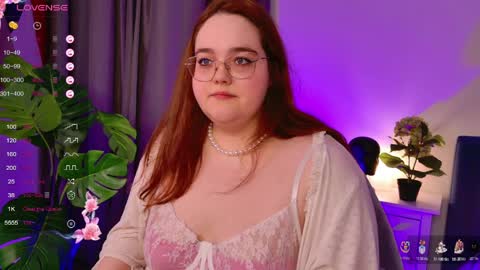 neko_moor online show from March 31, 2026, 8:42 pm