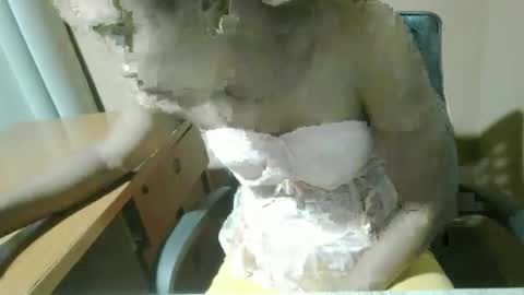 nelia_84 online show from May 3, 2026, 3:40 pm