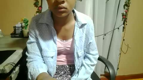 nelia_84 online show from May 24, 2026, 3:11 am