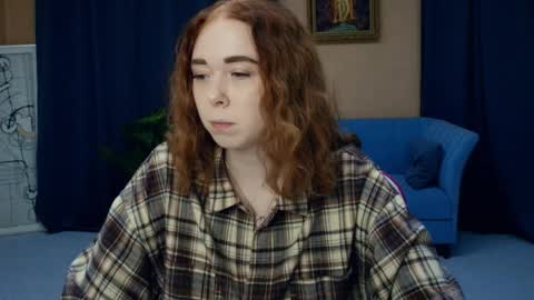 Nelli online show from April 1, 2026, 7:33 pm