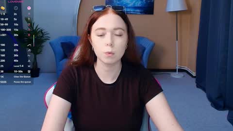 Snapshot of nelliemathers chatting on June 7, 2026, 7:39 pm Nelli online show from June 7, 2026, 7:39 pm