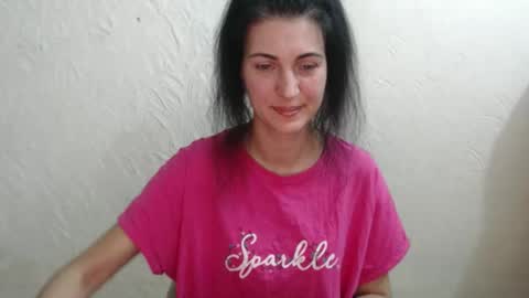 Nensy online show from November 22, 2025, 7:57 pm