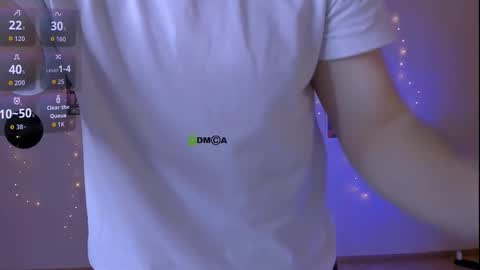 neo_raze_ online show from March 4, 2026, 8:37 pm