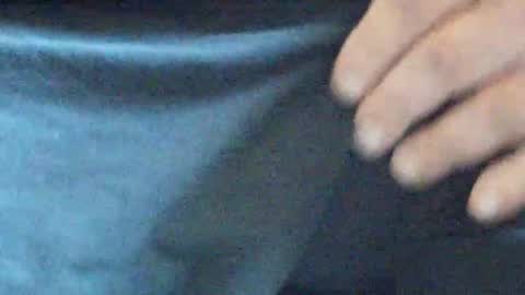 neohiom4f online show from April 8, 2026, 5:35 pm