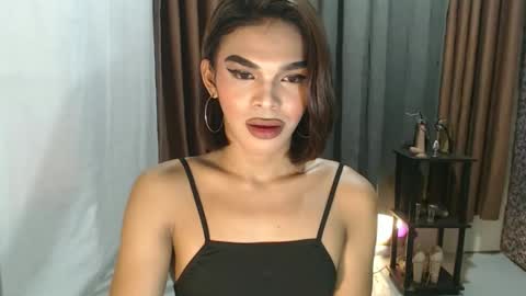 Snapshot of neomi_hardcock chatting on March 8, 2026, 4:00 pm neomi online show from March 8, 2026, 4:00 pm