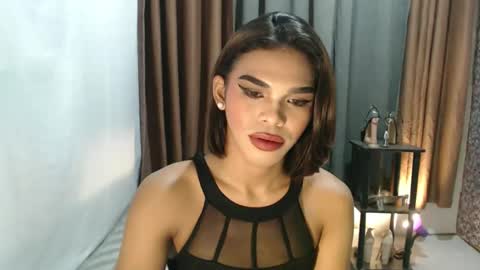 Snapshot of neomi_hardcock chatting on March 18, 2026, 4:21 pm neomi online show from March 18, 2026, 4:21 pm
