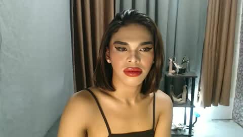 Snapshot of neomi_hardcock chatting on April 20, 2026, 3:26 pm neomi online show from April 20, 2026, 3:26 pm