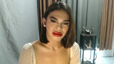 Snapshot of neomi_hardcock chatting on May 3, 2026, 3:29 pm neomi online show from May 3, 2026, 3:29 pm