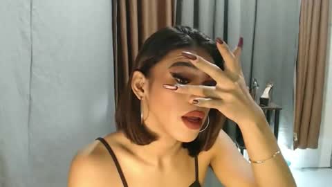 Snapshot of neomi_hardcock chatting on June 2, 2026, 6:21 pm neomi online show from June 2, 2026, 6:21 pm